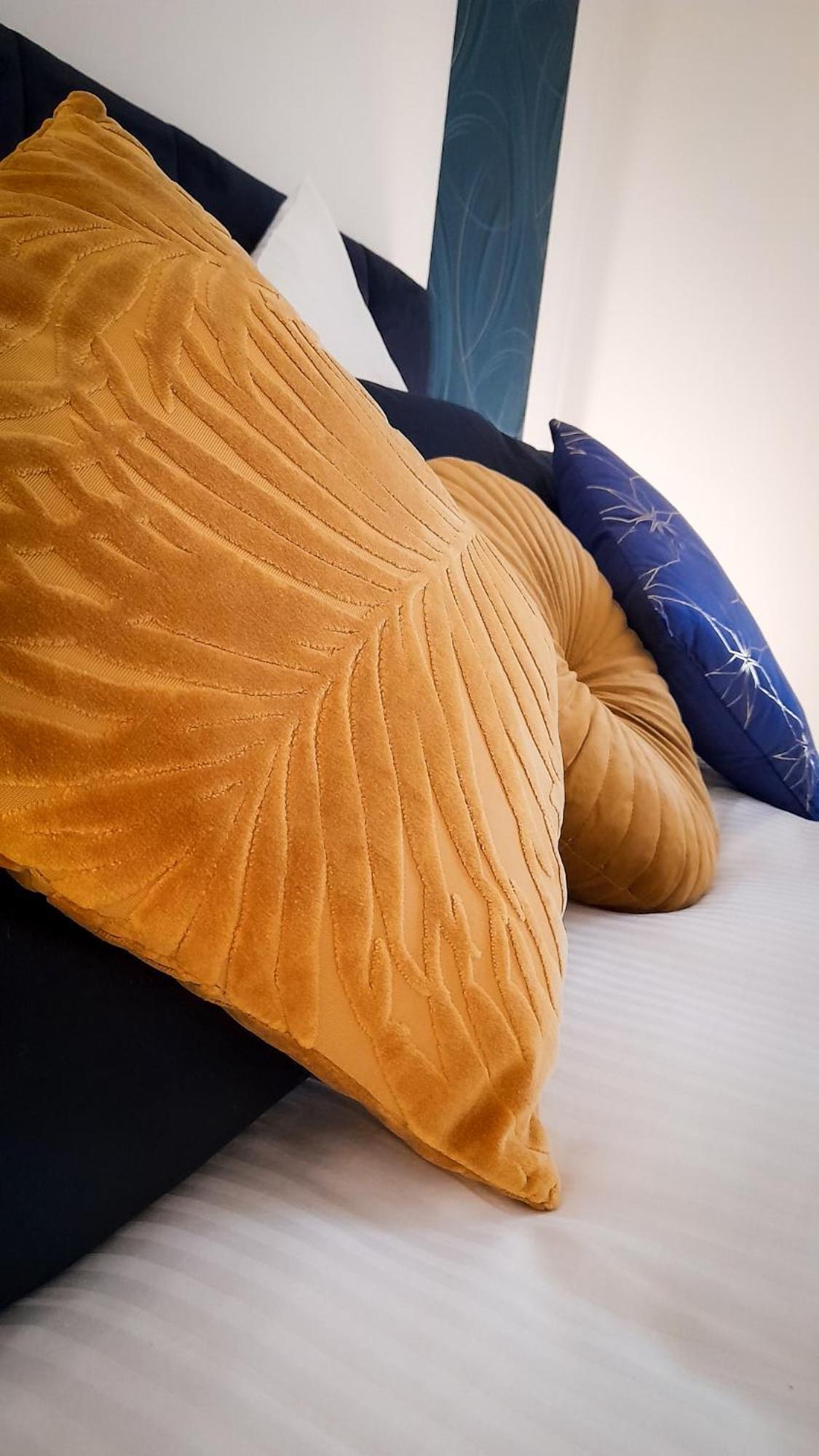 L'Art Deco 3 Etoiles Wifi, Netflix, Disney, Coeur De Bastide Villefranche-de-Rouergue Eksteriør billede